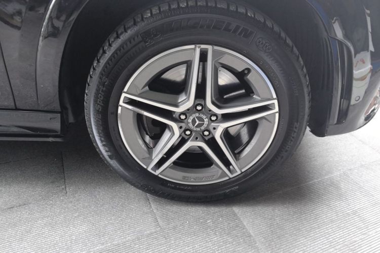 Used Mercedes-Benz GLE 2022 GLE 450 4MATIC Coupe SUV Fashion Model Right Front Wheel Hub