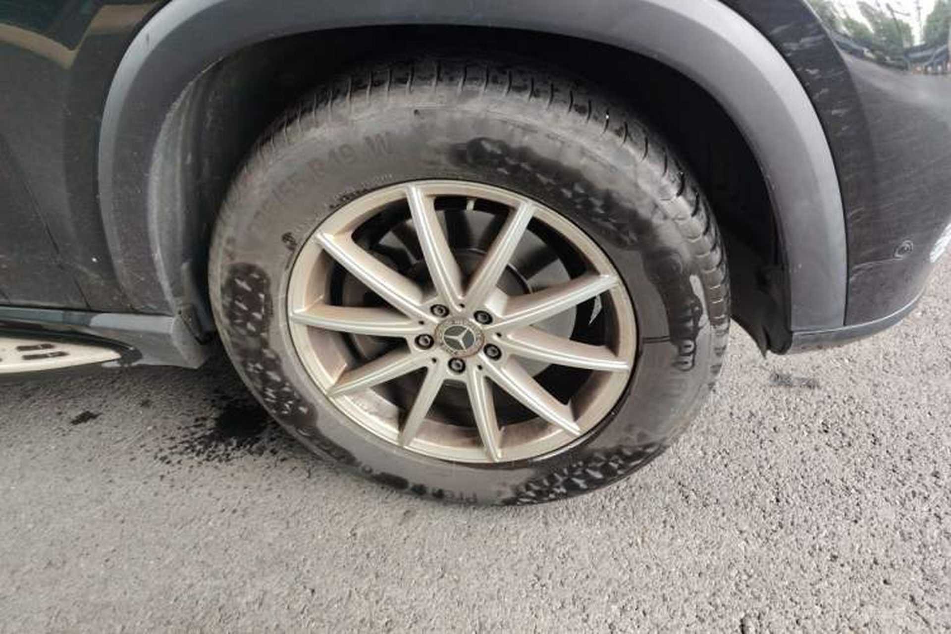 Used Mercedes-Benz GLE 2022 GLE 350 4MATIC Stylish Model Right Front Wheel Hub
