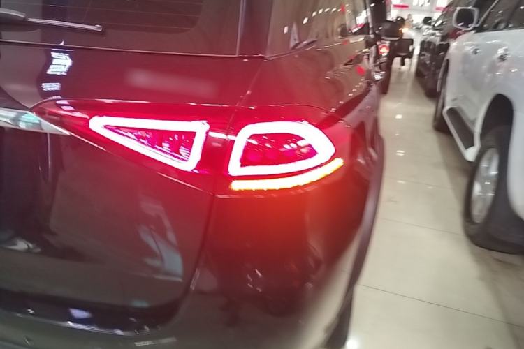 Used Mercedes-Benz GLE 2022 Facelifted GLE 350 4MATIC Fashion Edition Right Rear Taillight
