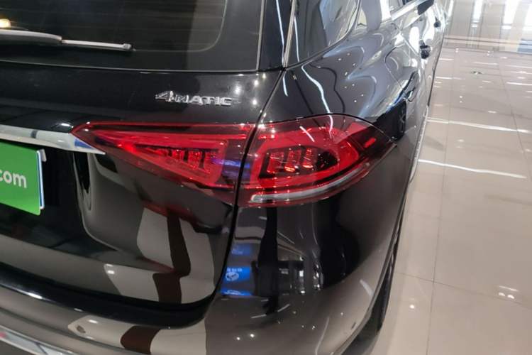 Used Mercedes-Benz GLE 2022 Refreshed GLE 350 4MATIC Dynamic Edition Right Rear Taillight