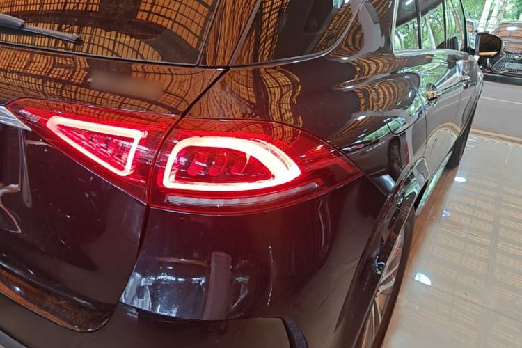 Used Mercedes-Benz GLE 2022 Facelifted GLE 350 4MATIC Fashion Edition Right Rear Taillight