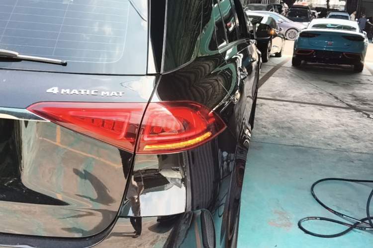 Used Mercedes-Benz GLE 2022 GLE 350 4MATIC Stylish Model Right Rear Taillight