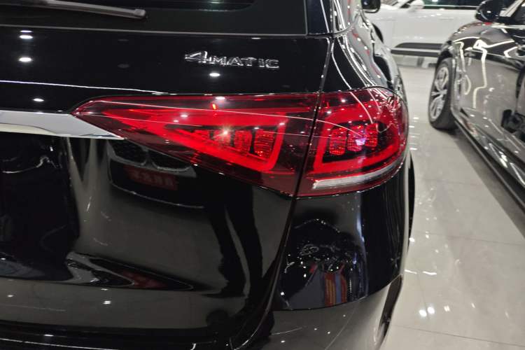 Used Mercedes-Benz GLE 2022 Facelifted GLE 350 4MATIC Fashion Edition Right Rear Taillight