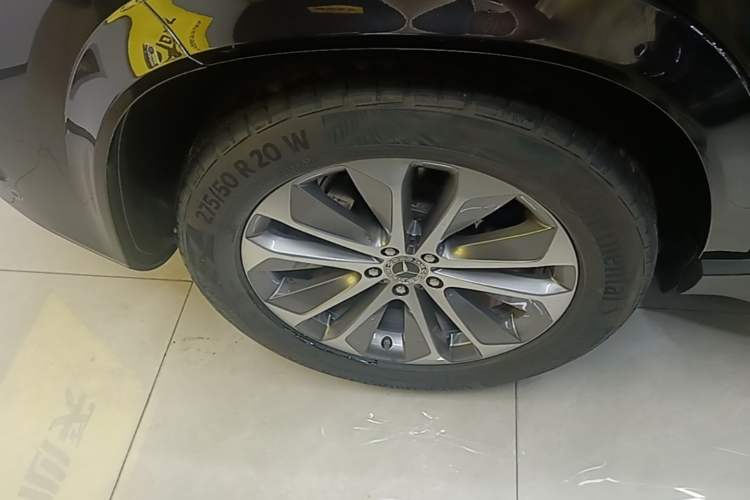 Used Mercedes-Benz GLE 2022 Facelifted GLE 350 4MATIC Fashion Edition Right Rear Wheel Hub