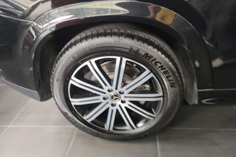 Used Mercedes-Benz GLE 2022 GLE 350 4MATIC Coupe SUV Fashion Model Right Rear Wheel Hub