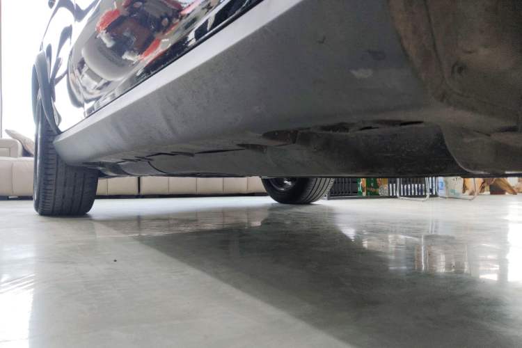 Used Mercedes-Benz GLE 2022 Refreshed GLE 350 4MATIC Dynamic Edition Right Side Sill