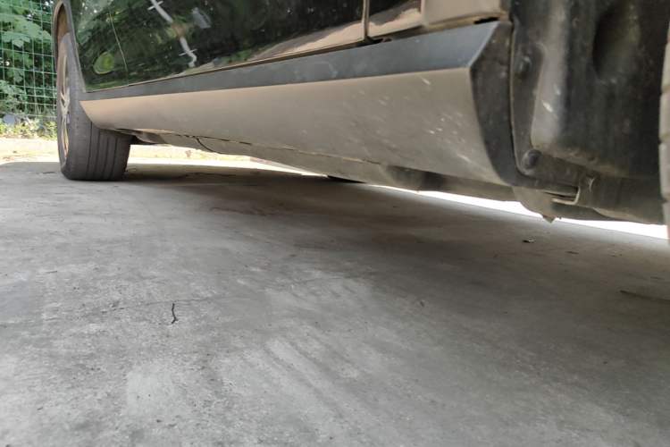 Used Mercedes-Benz GLE 2022 Refreshed GLE 350 4MATIC Dynamic Edition Right Side Sill