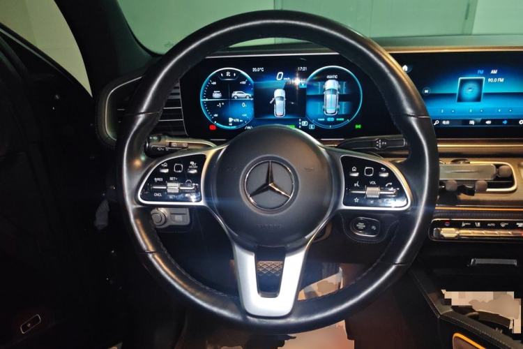 Used Mercedes-Benz GLE 2022 GLE 450 4MATIC Stylish Model Steering Wheel