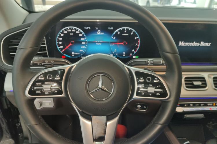 Used Mercedes-Benz GLE 2022 Refreshed GLE 350 4MATIC Dynamic Edition Steering Wheel