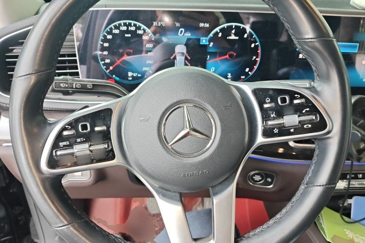 Used Mercedes-Benz GLE 2022 Facelifted GLE 350 4MATIC Fashion Edition Steering Wheel