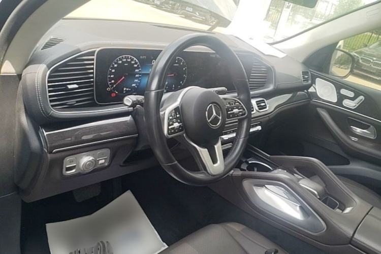 Used Mercedes-Benz GLE 2022 GLE 350 4MATIC Stylish Model Steering Wheel