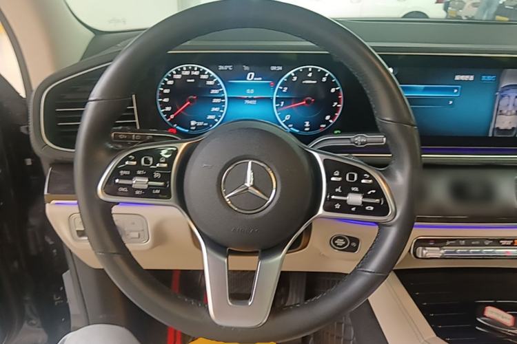 Used Mercedes-Benz GLE 2022 Facelifted GLE 350 4MATIC Fashion Edition Steering Wheel