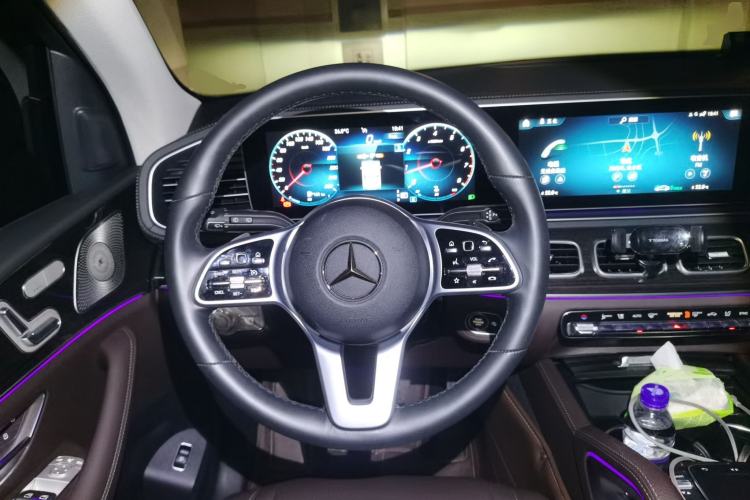 Used Mercedes-Benz GLE 2022 GLE 350 4MATIC Stylish Model Steering Wheel