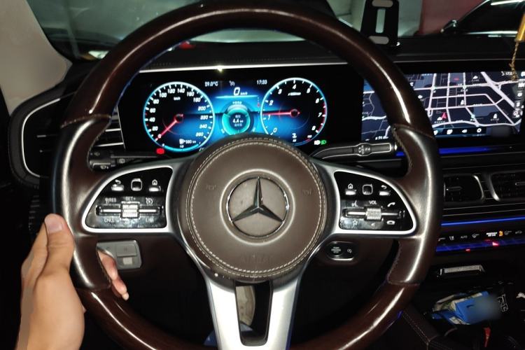 Used Mercedes-Benz GLE 2022 GLE 350 4MATIC Dynamic Edition Steering Wheel