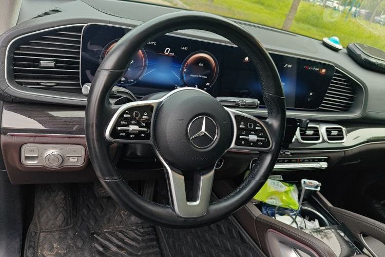 Used Mercedes-Benz GLE 2022 GLE 350 4MATIC Stylish Model Steering Wheel