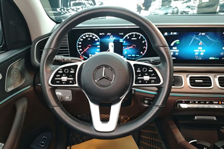Used Mercedes-Benz GLE 2022 Refreshed GLE 450 4MATIC Luxury Edition Steering Wheel