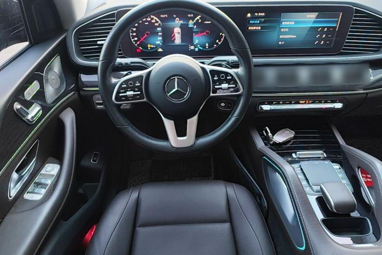 Used Mercedes-Benz GLE 2022 Facelifted GLE 350 4MATIC Fashion Edition Steering Wheel