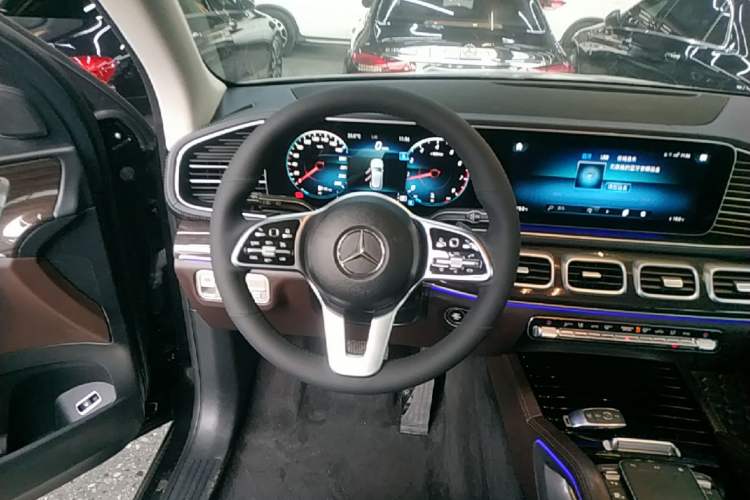 Used Mercedes-Benz GLE 2022 GLE 350 4MATIC Dynamic Edition Steering Wheel