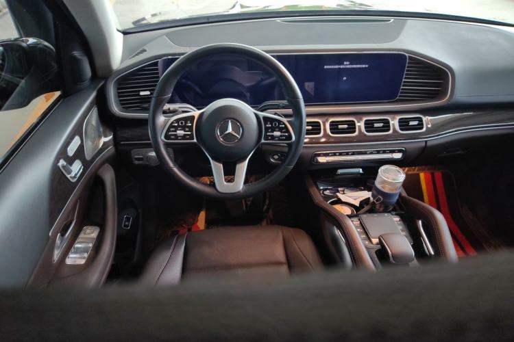 Used Mercedes-Benz GLE 2022 GLE 350 4MATIC Stylish Model Steering Wheel