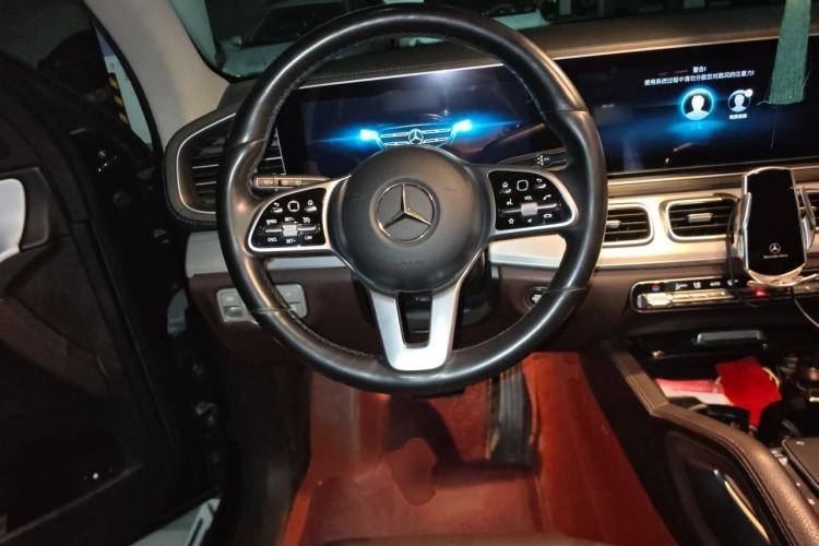 Used Mercedes-Benz GLE 2022 Refreshed GLE 450 4MATIC Dynamic Edition Steering Wheel