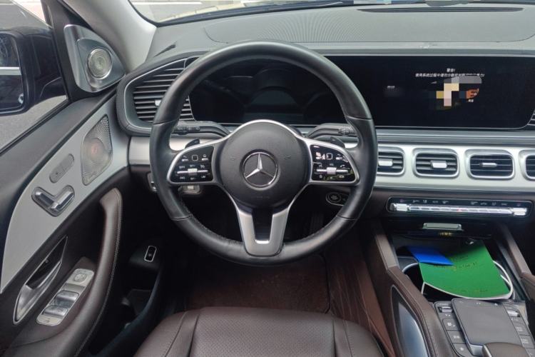 Used Mercedes-Benz GLE 2022 Refreshed GLE 450 4MATIC Stylish Edition Steering Wheel