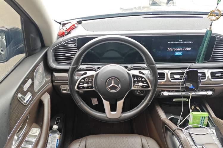 Used Mercedes-Benz GLE 2022 GLE 350 4MATIC Dynamic Edition Steering Wheel
