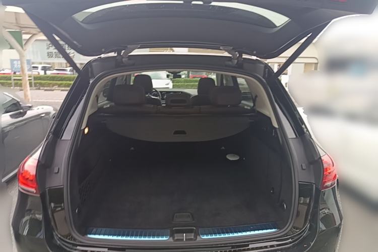 Used Mercedes-Benz GLE 2022 GLE 350 4MATIC Stylish Model Trunk