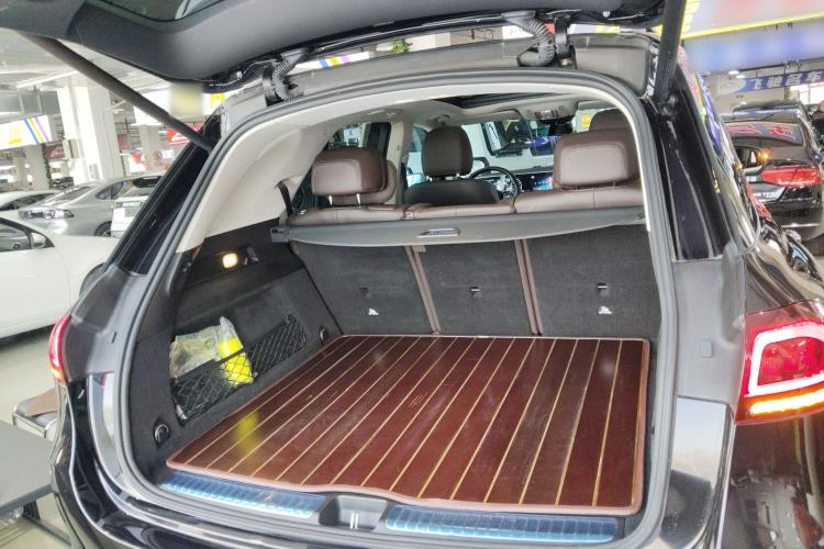 Used Mercedes-Benz GLE 2022 Refreshed GLE 350 4MATIC Dynamic Edition Trunk