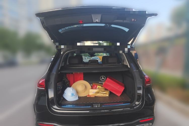 Used Mercedes-Benz GLE 2022 Facelifted GLE 350 4MATIC Fashion Edition Trunk