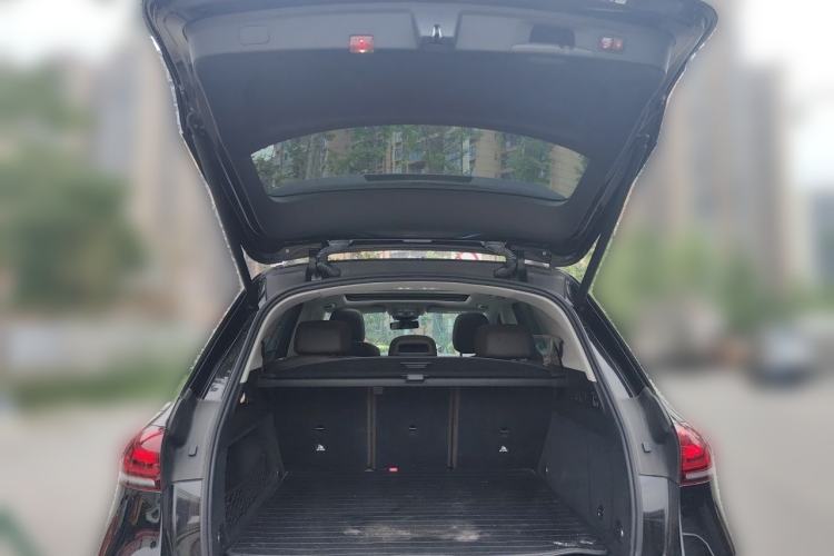 Used Mercedes-Benz GLE 2022 Facelifted GLE 350 4MATIC Fashion Edition Trunk