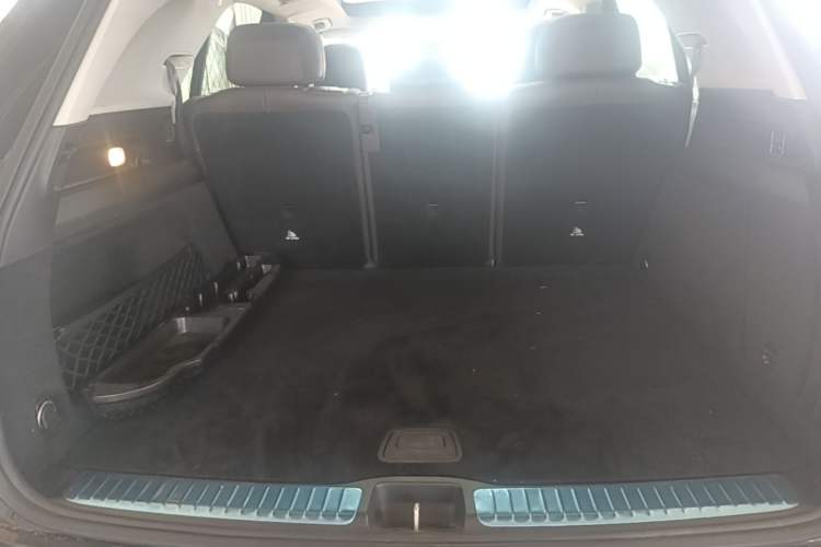 Used Mercedes-Benz GLE 2022 GLE 350 4MATIC Dynamic Edition Trunk