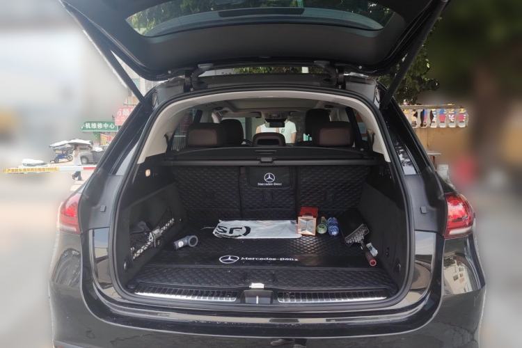 Used Mercedes-Benz GLE 2022 GLE 450 4MATIC Luxury Model Trunk