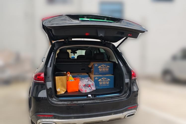 Used Mercedes-Benz GLE 2022 GLE 350 4MATIC Stylish Model Trunk