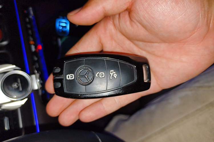 Used Mercedes-Benz GLE 2022 GLE 350 4MATIC Stylish Model Vehicle Key