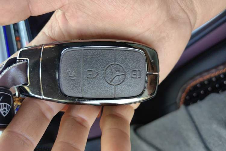 Used Mercedes-Benz GLE 2022 Restyled GLE 350 4MATIC Coupe SUV Fashion Version Vehicle Key