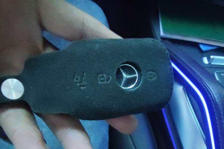 Used Mercedes-Benz GLE 2022 Refreshed GLE 450 4MATIC Luxury Edition Vehicle Key