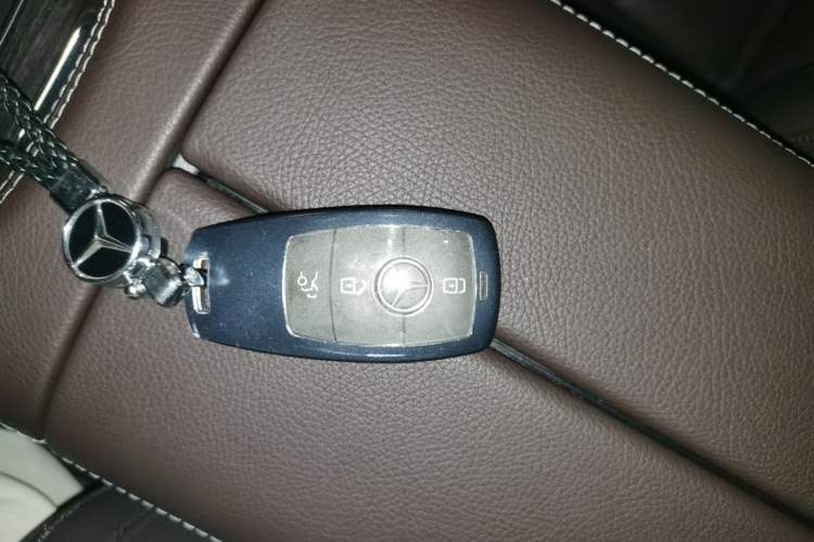 Used Mercedes-Benz GLE 2022 GLE 350 4MATIC Stylish Model Vehicle Key