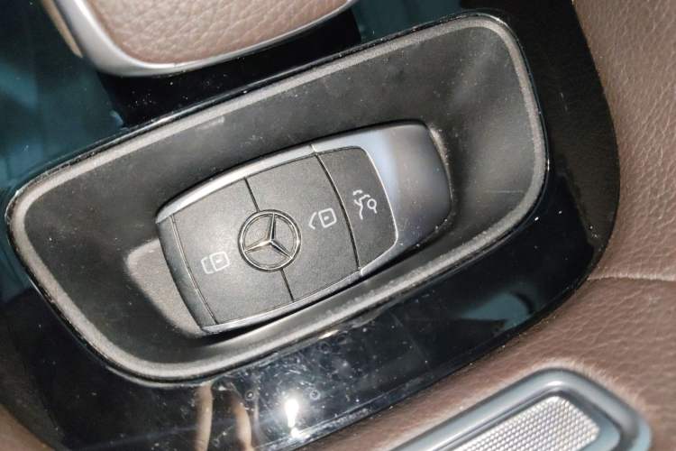 Used Mercedes-Benz GLE 2022 Refreshed GLE 350 4MATIC Dynamic Edition Vehicle Key