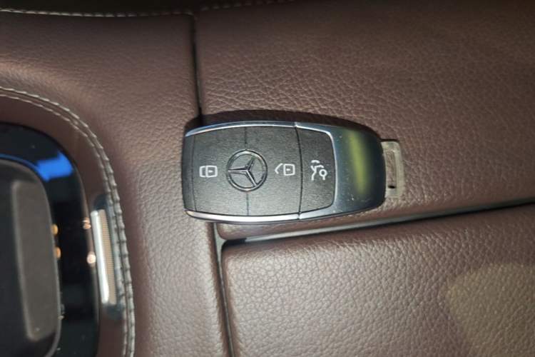 Used Mercedes-Benz GLE 2022 GLE 350 4MATIC Stylish Model Vehicle Key