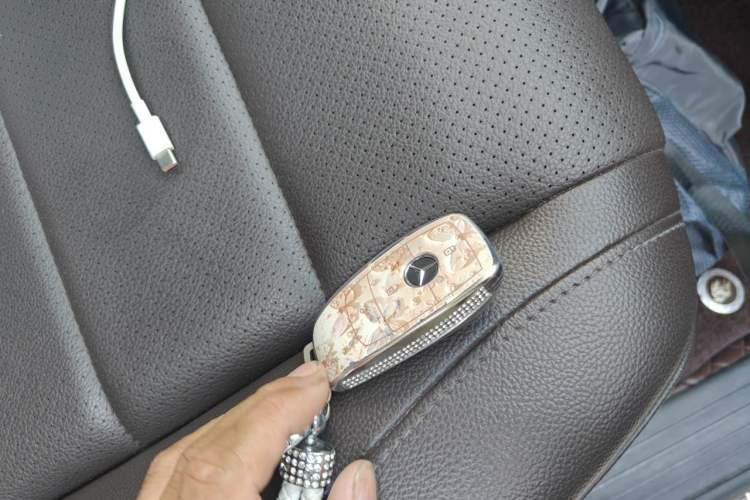 Used Mercedes-Benz GLE 2022 GLE 350 4MATIC Stylish Model Vehicle Key