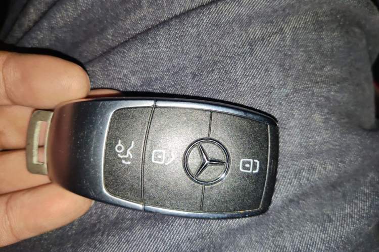 Used Mercedes-Benz GLE 2022 GLE 350 4MATIC Stylish Model Vehicle Key