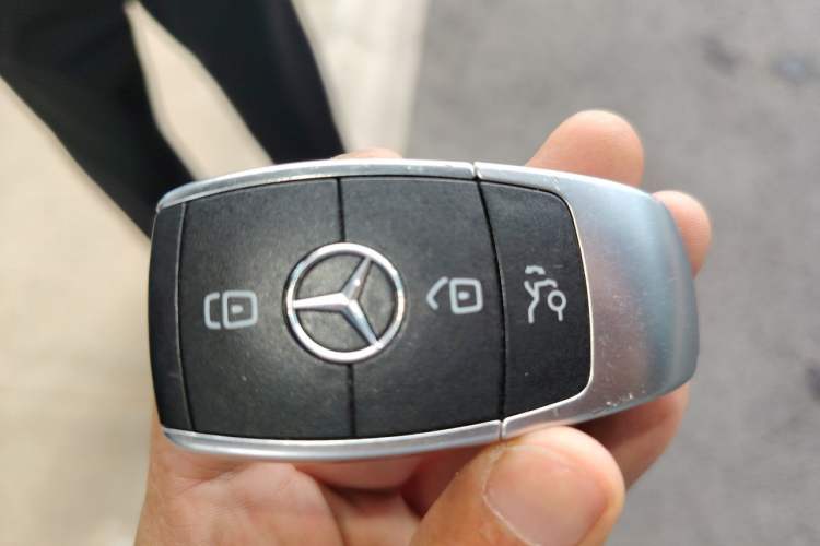 Used Mercedes-Benz GLE 2022 GLE 350 4MATIC Stylish Model Vehicle Key