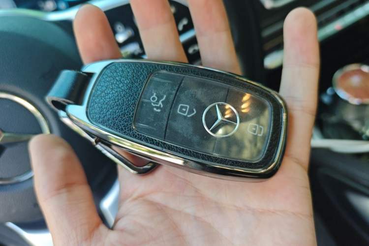 Used Mercedes-Benz GLE 2022 Facelifted GLE 350 4MATIC Fashion Edition Vehicle Key