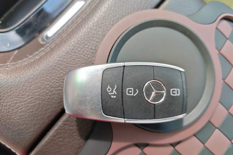 Used Mercedes-Benz GLE 2022 GLE 350 4MATIC Stylish Model Vehicle Key