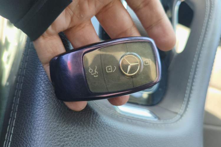 Used Mercedes-Benz GLE 2022 GLE 350 4MATIC Stylish Model Vehicle Key