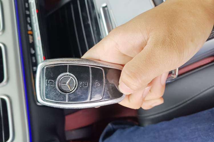 Used Mercedes-Benz GLE 2022 Refreshed GLE 450 4MATIC Coupe SUV Fashion Version Vehicle Key
