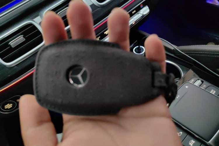 Used Mercedes-Benz GLE 2022 Facelifted GLE 350 4MATIC Fashion Edition Vehicle Key