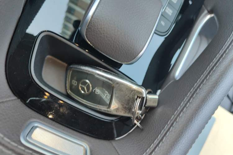 Used Mercedes-Benz GLE 2022 GLE 350 4MATIC Stylish Model Vehicle Key