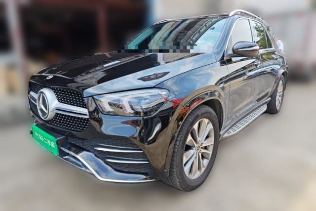 Ojetý Mercedes-Benz GLE 2022 Facelifted GLE 350 4MATIC Fashion Edition