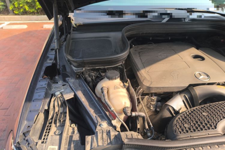 Used Mercedes-Benz GLE 2022 GLE 350 4MATIC Coupe SUV Fashion Model Engine Bay Right